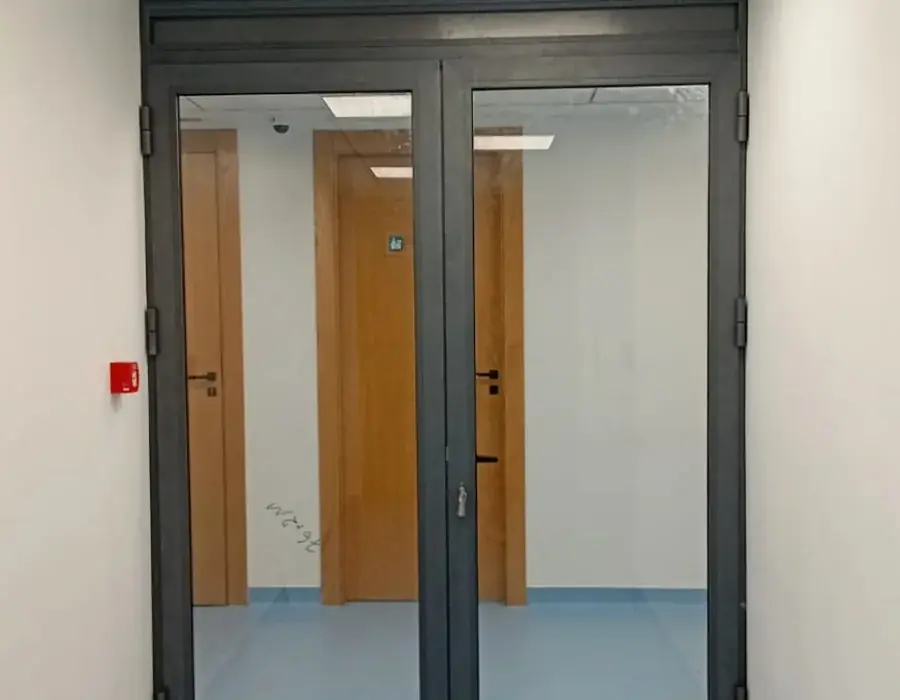 Porte vitrée aluminium
